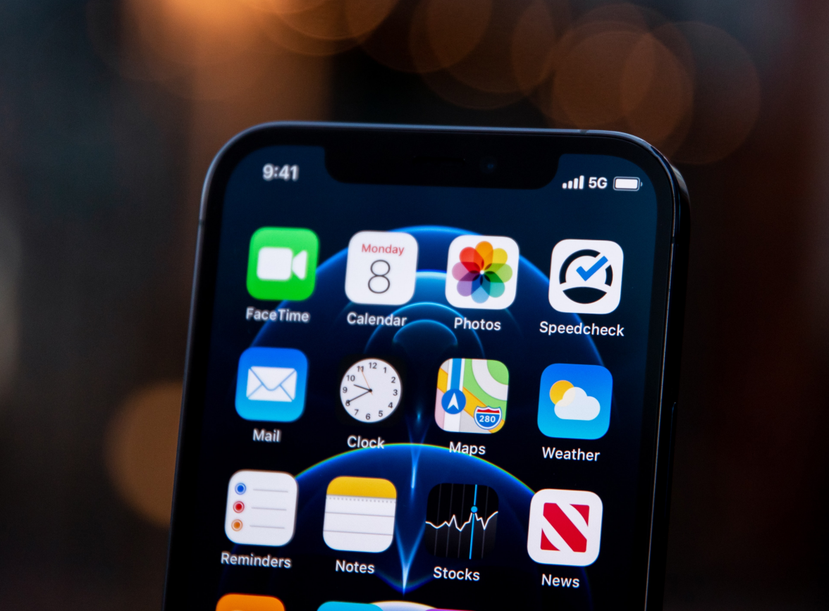 兰溪苹果手机维修分享为什么 iPhone 12 在冬季会自动关机 